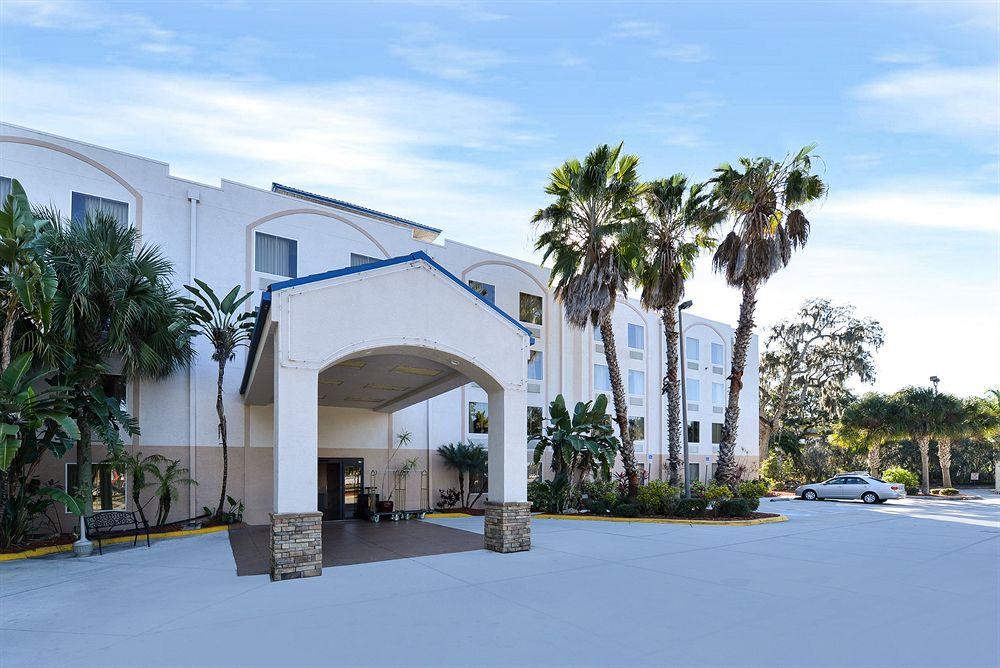 Sleep Inn & Suites Riverfront Ellenton Exterior photo